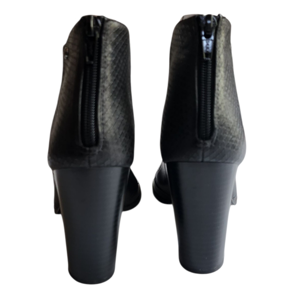 Vera Wang Simply Vera Skimmer Black Simply Stretch Ankle Boots - Picture 7 of 13